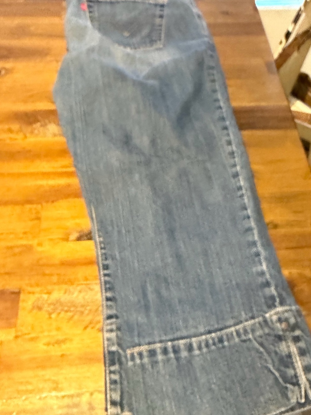 Levi's Light Blue denim capris